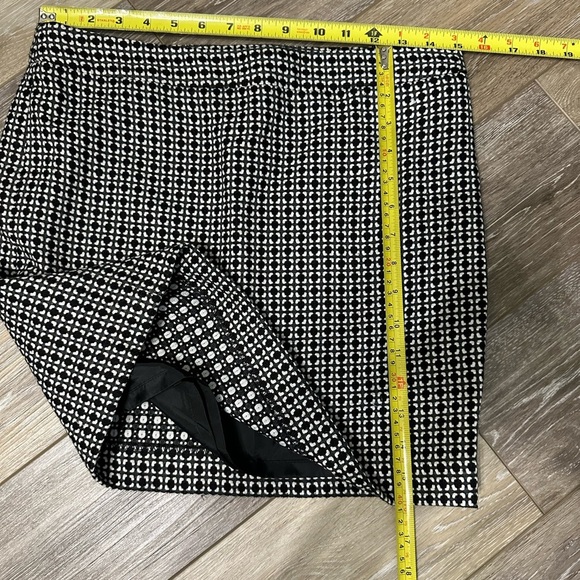 🛍️  perfect for winter or fall mini skirt 65% polyester 25% rayon and lining. - Picture 7 of 10
